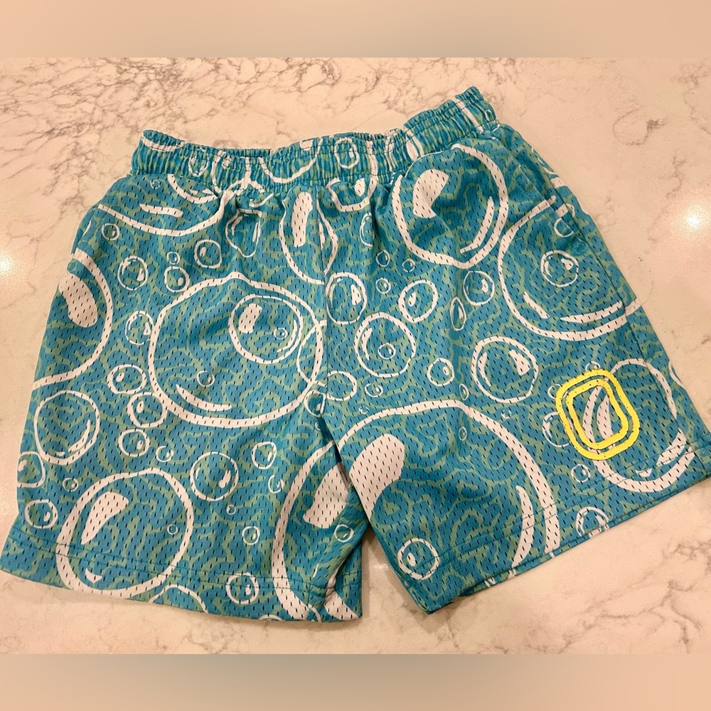 Overtime Sponge Bob collab “Bubble” shorts. Boys Youth L